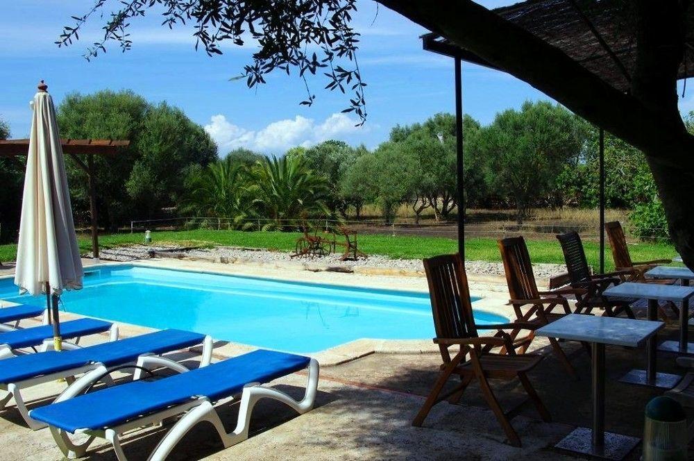 Farm stay Llimona